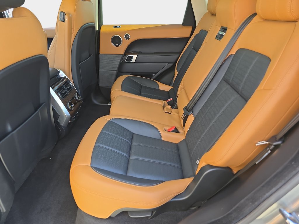 Used 2019 Land Rover Range Rover Sport HSE Dynamic AWD/4WD image 17