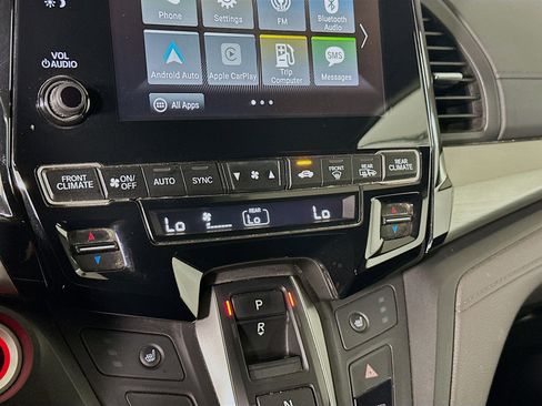 Used 2018 Honda Odyssey EX image 23