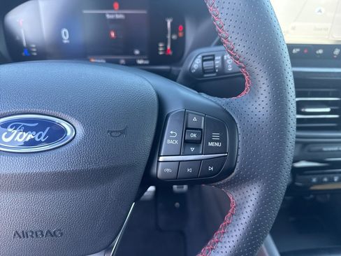 Used 2024 Ford Escape ST-Line w/ Tech Pack #1 image 32