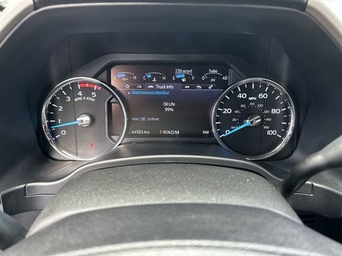 Used 2020 Ford F250 Lariat w/ Lariat Ultimate Package AWD/4WD image 11