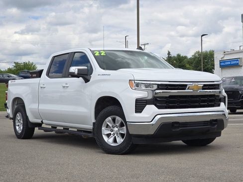Used 2022 Chevrolet Silverado 1500 LT w/ Safety Package AWD/4WD image 2