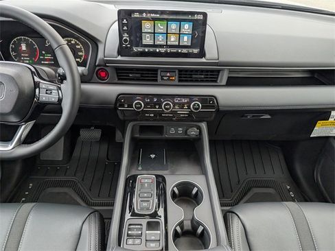 New 2025 Honda Pilot EX-L image 7