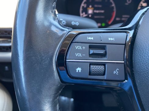 Used 2024 Honda HR-V EX-L image 31