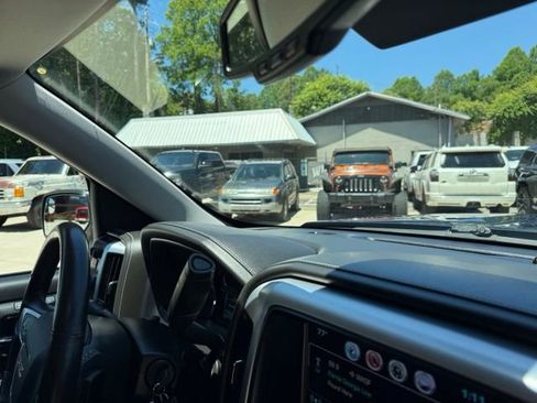 Used 2017 GMC Sierra 1500 SLT AWD/4WD image 98
