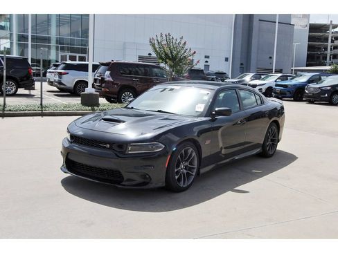 Used 2023 Dodge Charger Scat Pack RWD image 3