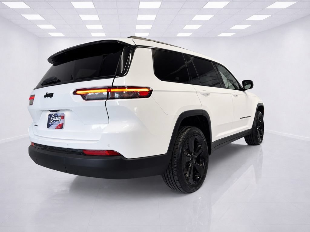 Used 2023 Jeep Grand Cherokee L Laredo AWD/4WD image 5