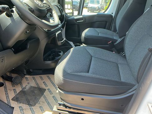 New 2025 RAM ProMaster 3500 w/ Premium Convenience Group image 17
