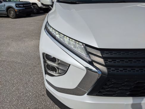 Used 2025 Mitsubishi Eclipse Cross ES image 10