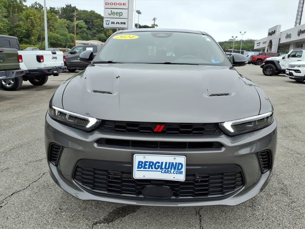 Used 2024 Dodge Hornet GT Plus w/ GT Blacktop Package AWD/4WD image 9