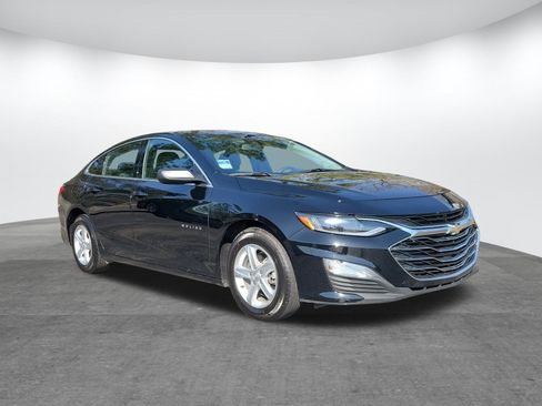 Used 2022 Chevrolet Malibu LS image 17