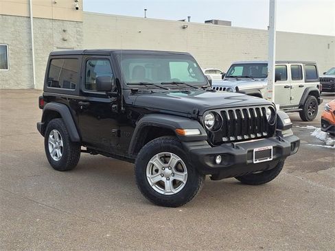 Used 2023 Jeep Wrangler Sport S image 26