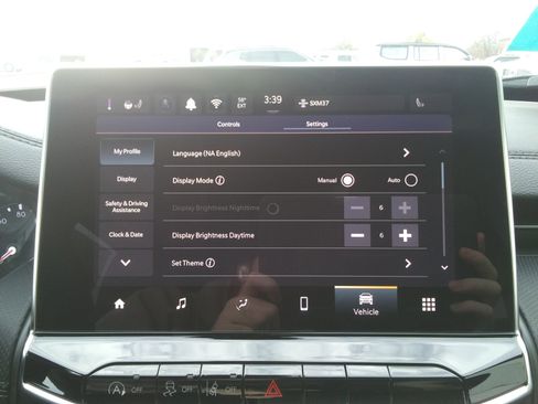 New 2026 Jeep Compass Latitude AWD/4WD image 23