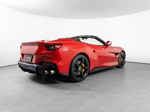 Certified 2022 Ferrari Portofino M image 8