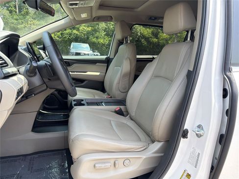 Used 2024 Honda Odyssey EX-L image 16