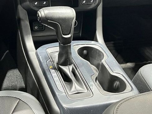 Used 2019 Chevrolet Colorado Z71 RWD image 28