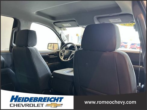 Used 2024 Chevrolet Silverado 1500 LT AWD/4WD image 31