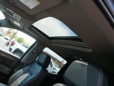 Certified 2024 GMC Sierra 1500 Denali w/ Denali Reserve Package AWD/4WD image 22