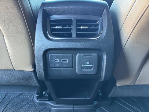 Used 2023 Chevrolet Blazer Premier w/ Enhanced Convenience Package image 18