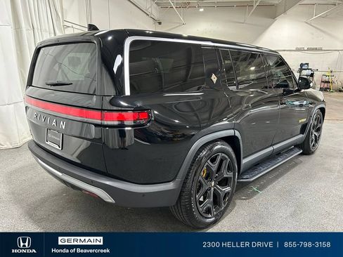Used 2023 Rivian R1S Adventure AWD/4WD image 8