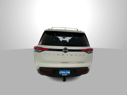 Used 2022 Nissan Pathfinder SV image 7