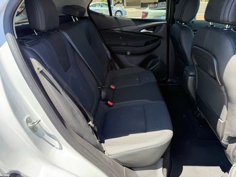 Used 2021 Buick Encore GX Preferred w/ Cold Weather Comfort Package FWD image 34