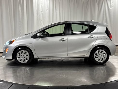 Used 2015 Toyota Prius C Three FWD image 8