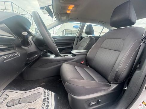 Used 2020 Nissan Altima 2.5 S FWD image 13