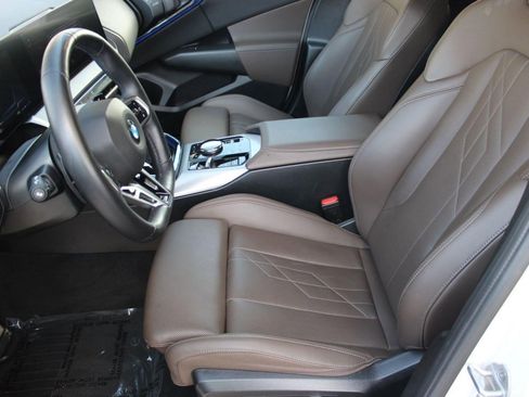 Used 2025 BMW X3 xDrive30i image 5