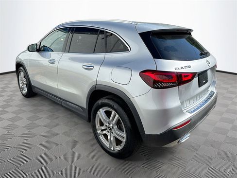 Used 2021 Mercedes-Benz GLA 250 w/ Premium Package image 8
