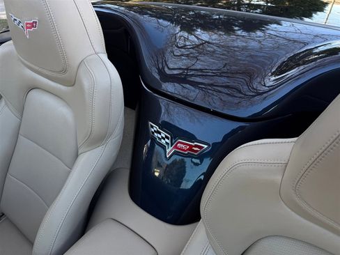 Used 2013 Chevrolet Corvette Grand Sport w/ 3LT Preferred Equipment Group image 37