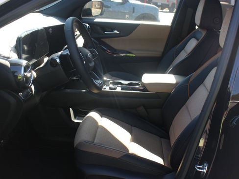 New 2026 Chevrolet Equinox ACTIV w/ Convenience Package III image 11