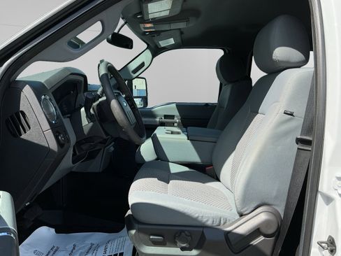 Used 2016 Ford F250 XLT w/ FX4 Off-Road Package AWD/4WD image 9