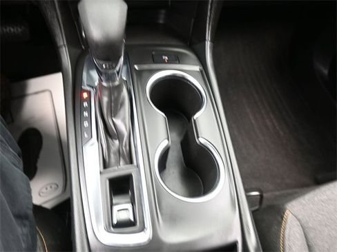 Used 2024 Chevrolet Equinox LT image 11