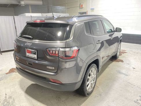 Used 2022 Jeep Compass Latitude AWD/4WD image 25