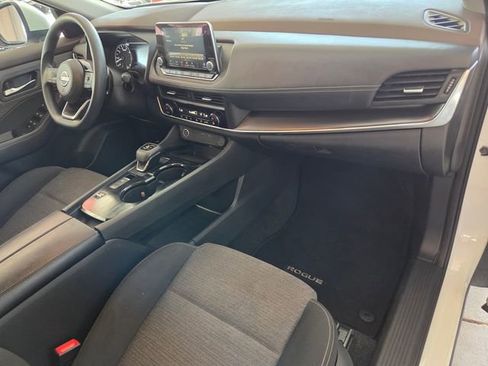 Used 2023 Nissan Rogue SV FWD image 14
