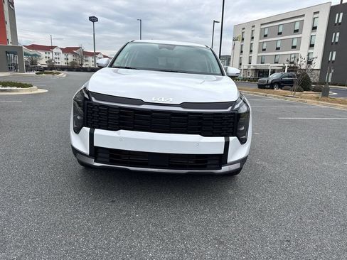 New 2026 Kia Sportage LX FWD image 2