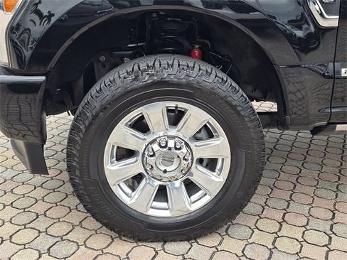 Used 2017 Ford F350 Platinum w/ Platinum Ultimate Package image 11