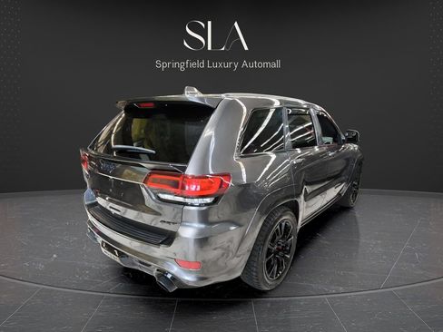 Used 2019 Jeep Grand Cherokee SRT AWD/4WD image 6