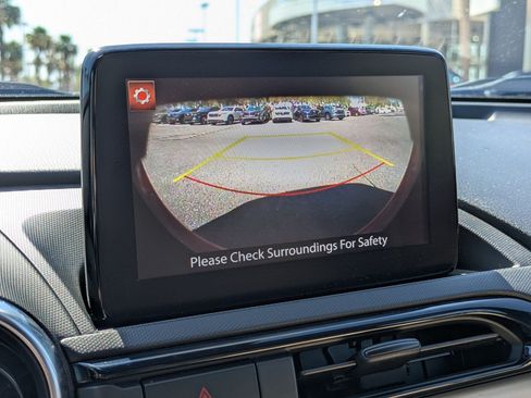 Used 2019 MAZDA MX-5 Miata Grand Touring RWD image 19