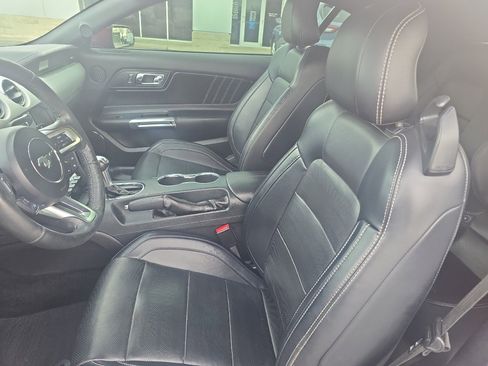 Used 2017 Ford Mustang GT Premium w/ Equipment Group 401A image 19