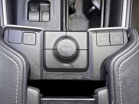 Certified 2024 Toyota Grand Highlander AWD Hybrid image 40