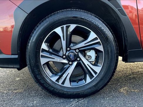 Certified 2024 Subaru Crosstrek 2.0i Premium image 9