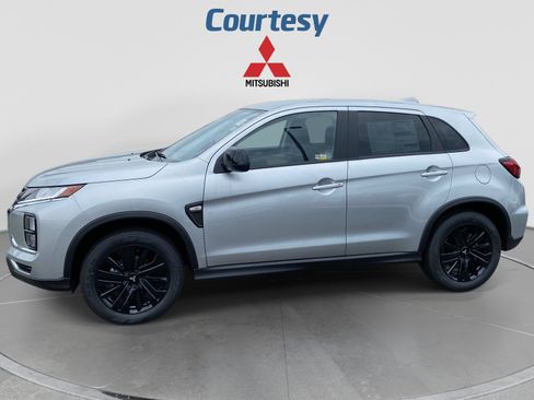New 2025 Mitsubishi Outlander Sport LE AWD/4WD image 2