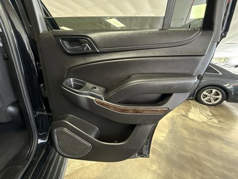 Used 2019 Chevrolet Tahoe LS image 18