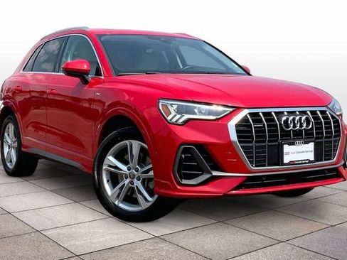 Used 2020 Audi Q3 2.0T Prestige w/ Prestige Package AWD/4WD image 2