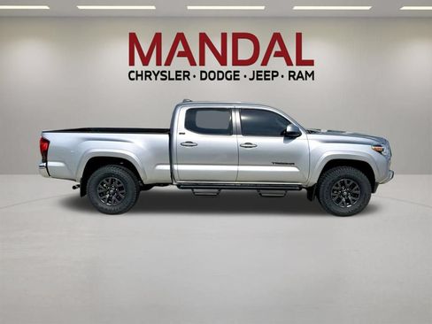 Used 2023 Toyota Tacoma SR5 RWD image 4