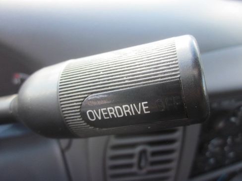Used 2002 Ford F150 XL RWD image 21