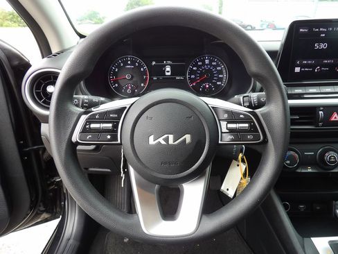 Used 2024 Kia Forte LXS w/ LXS Technology Package FWD image 12