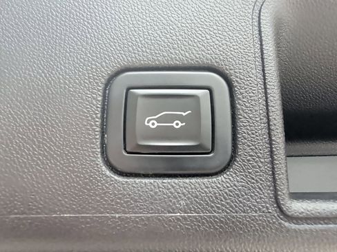 Used 2021 GMC Terrain SLE w/ Driver Convenience Package AWD/4WD image 21