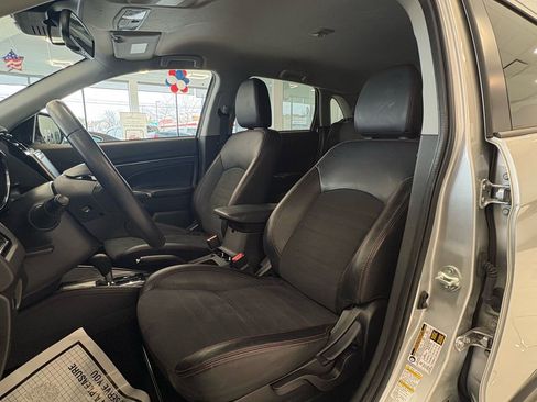Used 2024 Mitsubishi Outlander Sport ES image 21